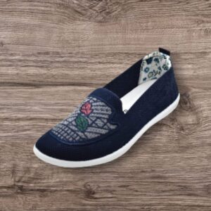 Women’s Floral Embroidered Knit Loafer